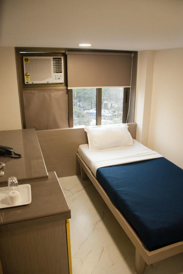 City Hotel Bombay Eksteriør billede