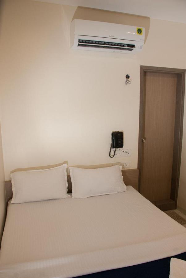 City Hotel Bombay Eksteriør billede